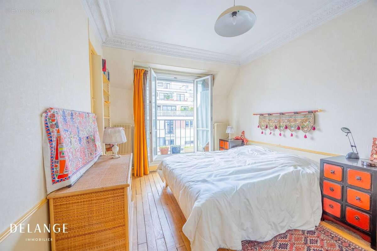 Eglise Jeanne d'Arc - Superbe duplex de 145,42 m² avec balcons - photo 13