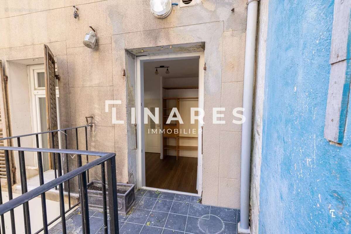 Appartement à MARSEILLE-8E