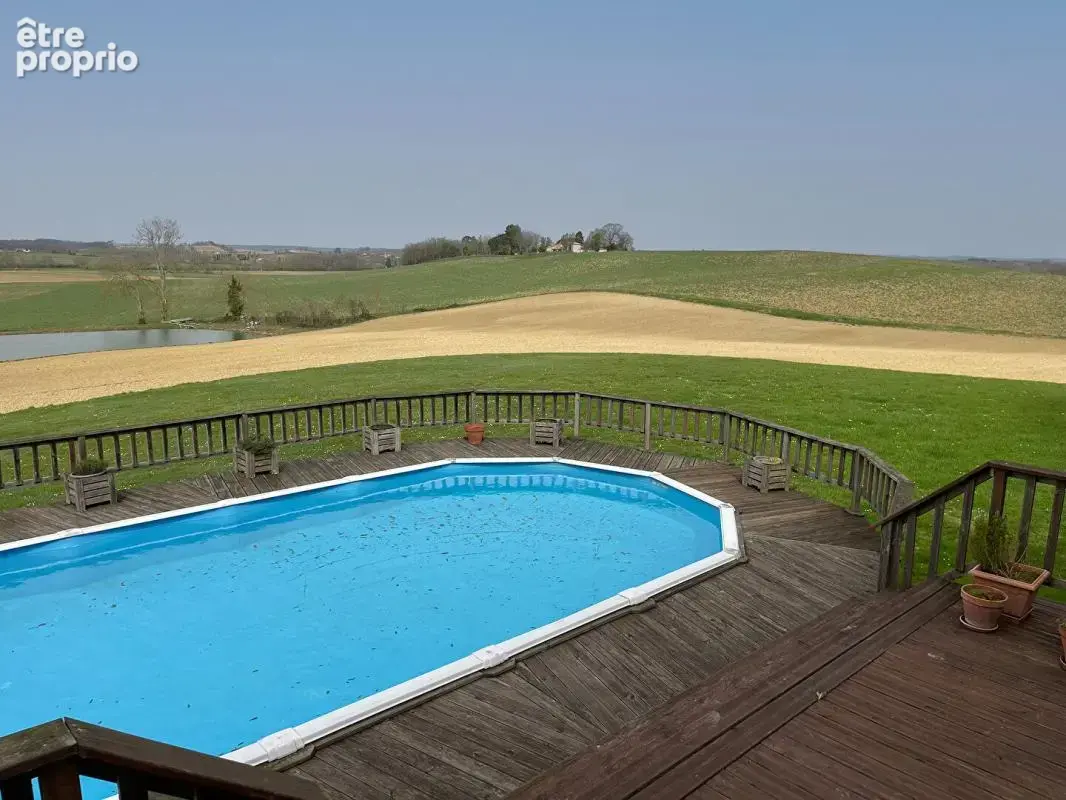 Grande ferme de caractère avec vaste grange et beaucoup d'intimité - photo 17