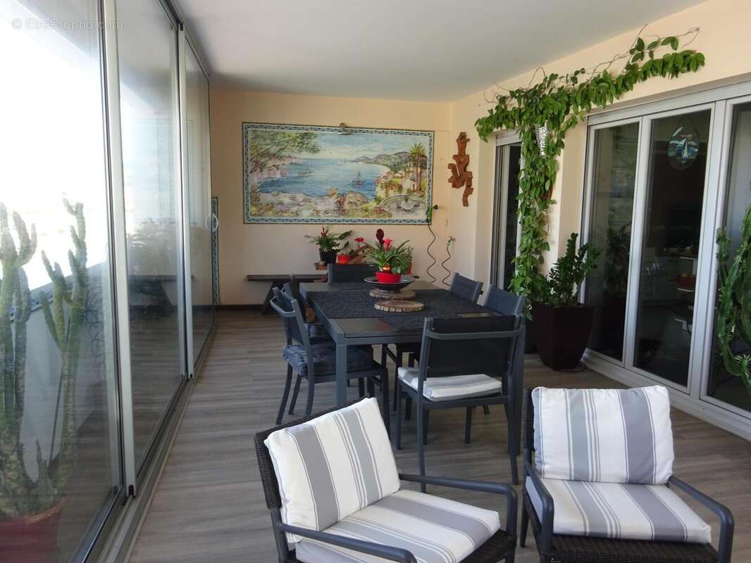 Appartement à MARSEILLE-8E