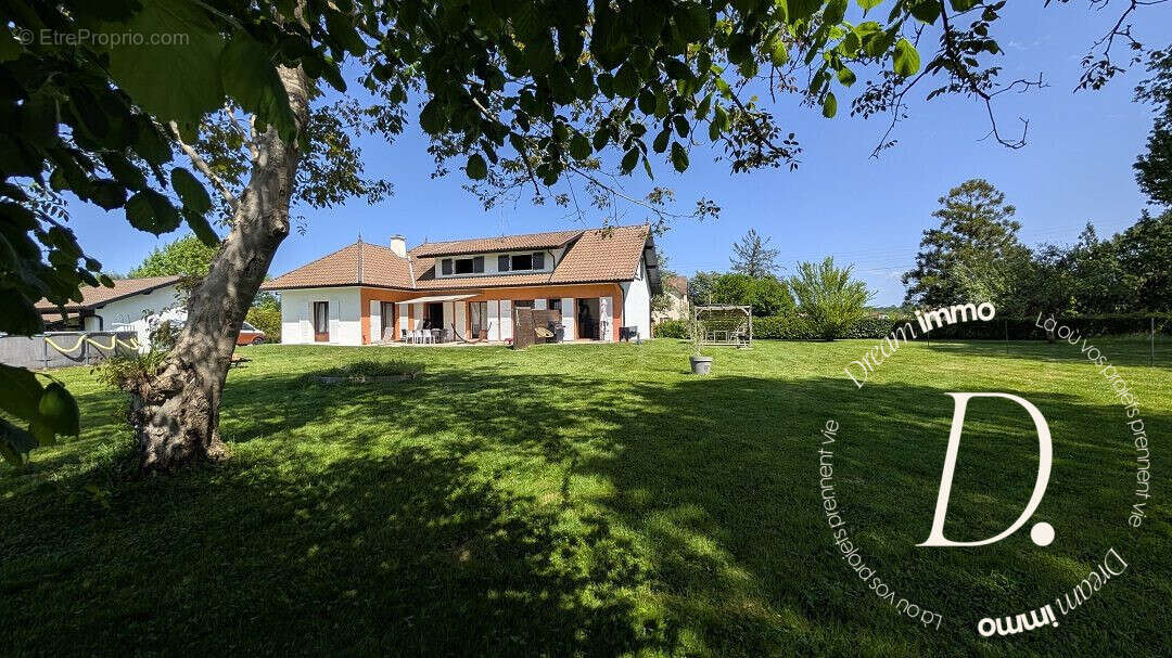 Maison à SAINT-MARTIN-DE-HINX