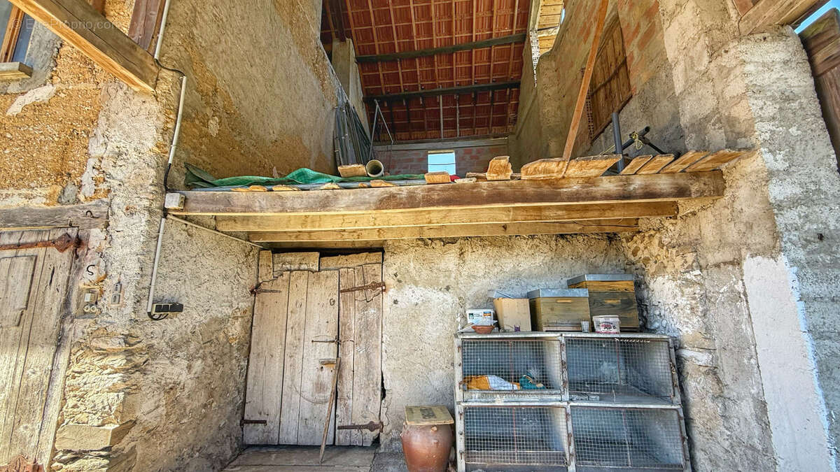 Maison à CHIRENS