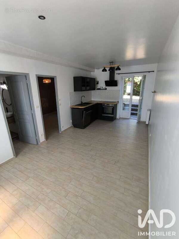 Appartement 34 m² à Orleans  - photo 2