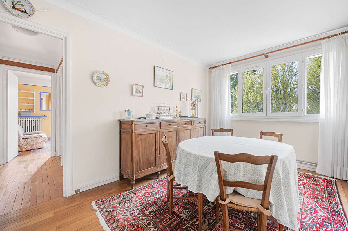 Appartement à SEVRES