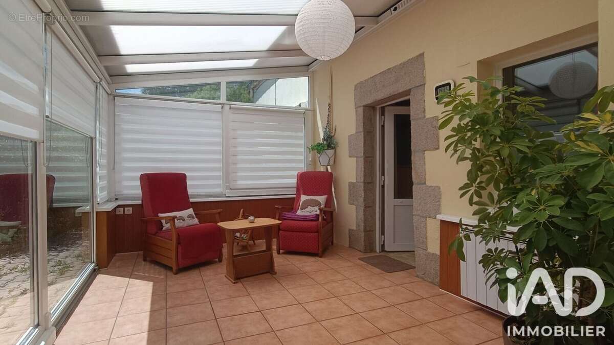 Photo 2 - Maison à LA TRINITE-SURZUR