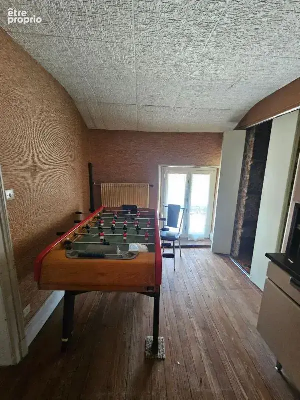 Maison mitoyenne 250 m² , jardin , 2 garages + carport, , 7 chambres, centre-ville Corcieux - photo 14
