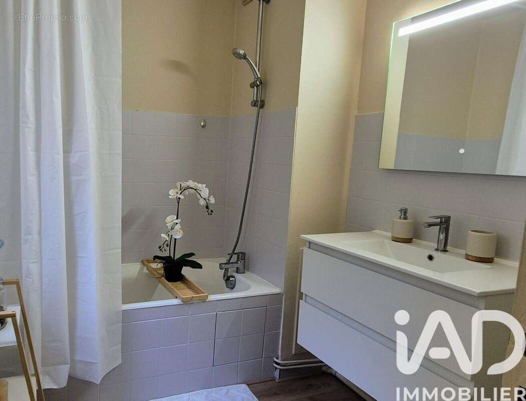 Photo 8 - Appartement à LYON-4E