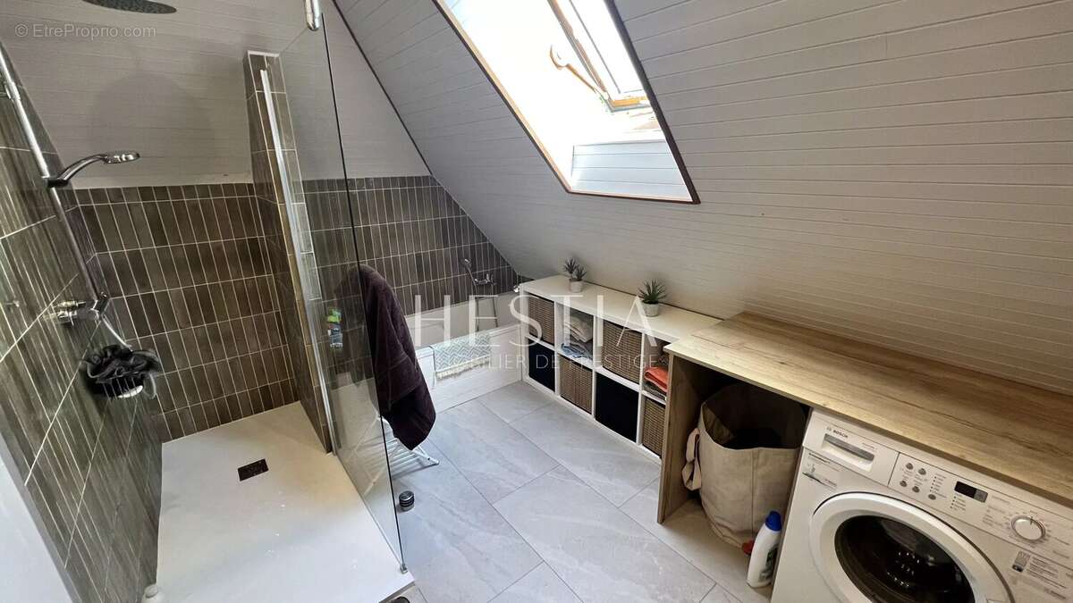 Maison à NAVES-PARMELAN