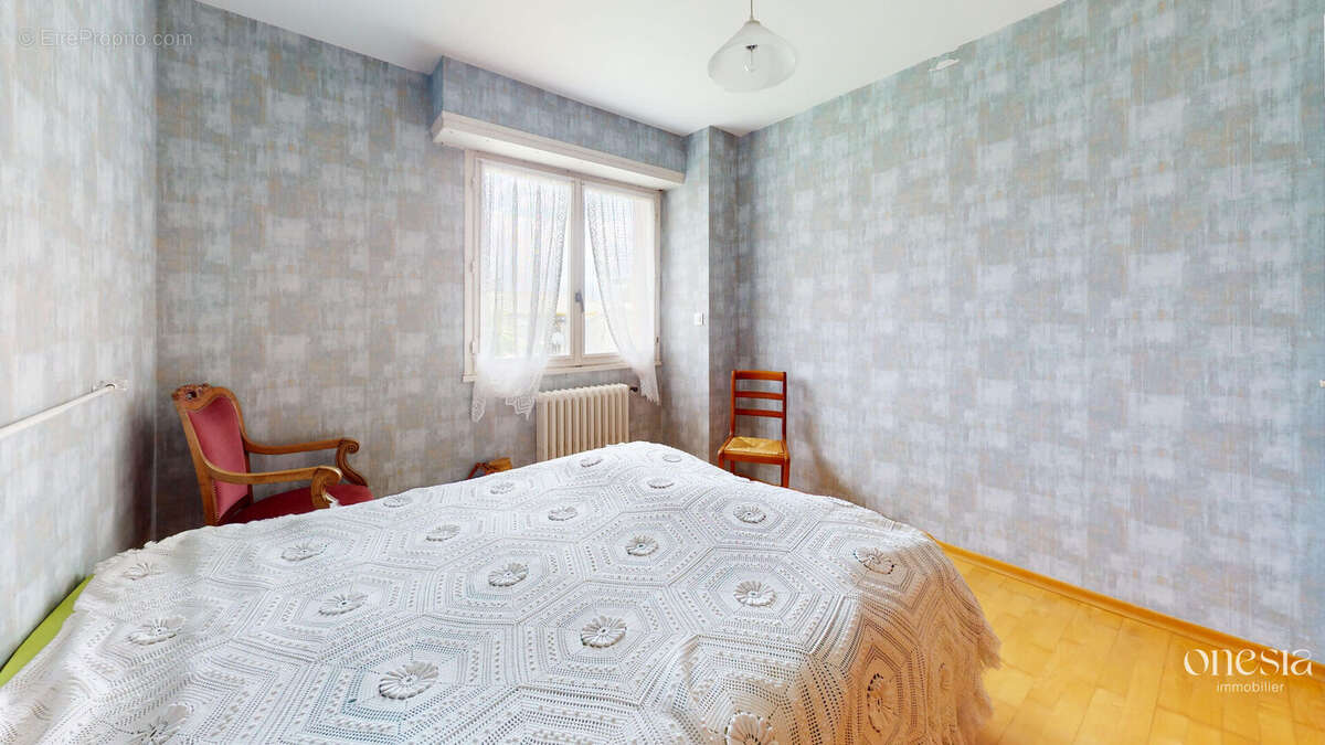 Maison 133 m² à Oloron-Sainte-Marie  - photo 4
