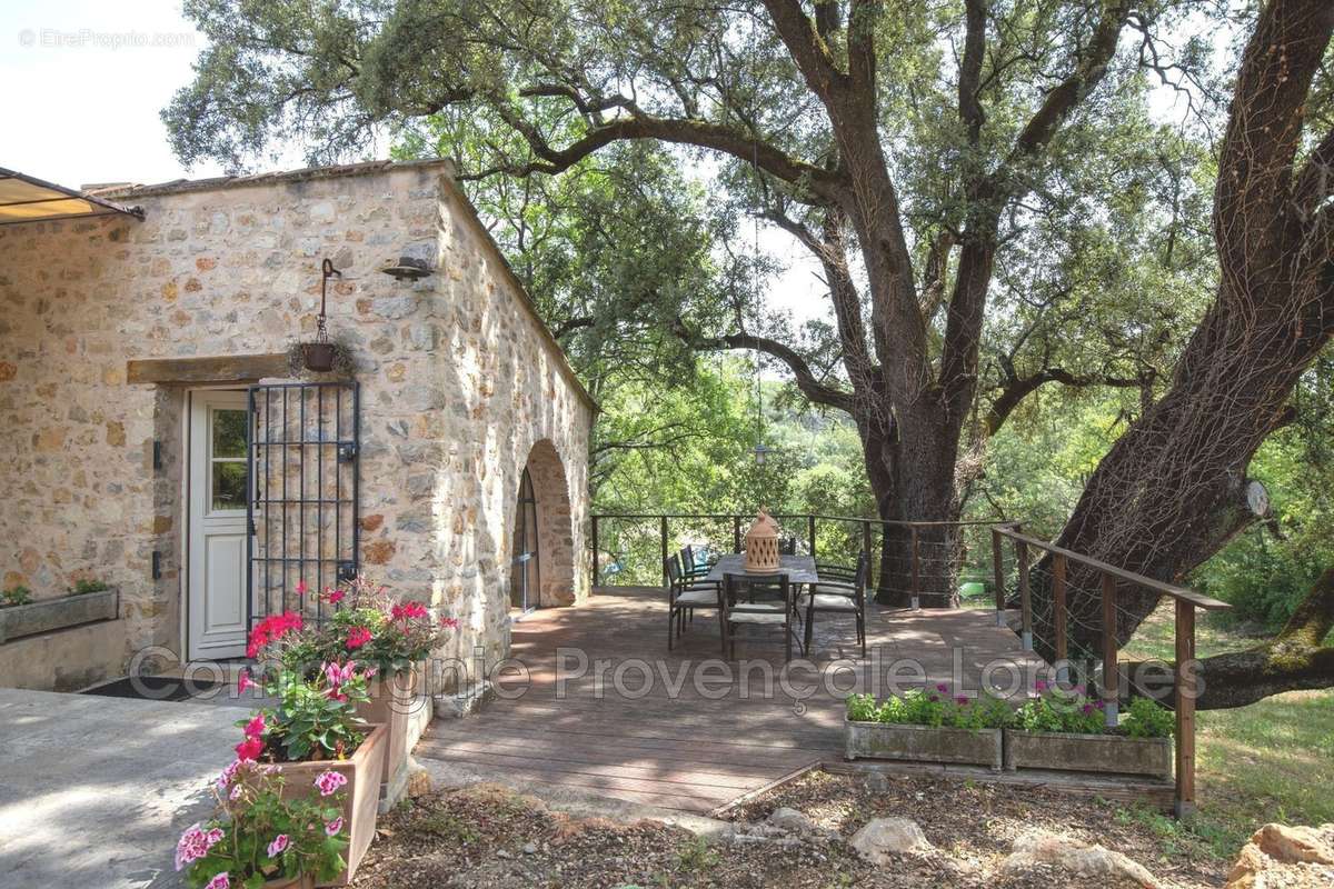 Maison à LORGUES