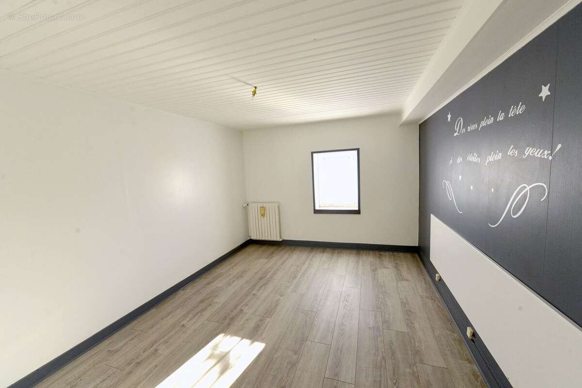 Maison à CORME-ECLUSE