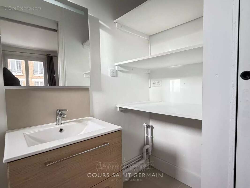 Appartement à PARIS-15E