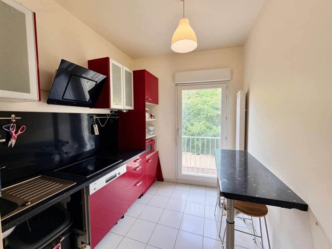 Appartement à L'HAY-LES-ROSES