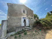 Maison à LES MAGNILS-REIGNIERS