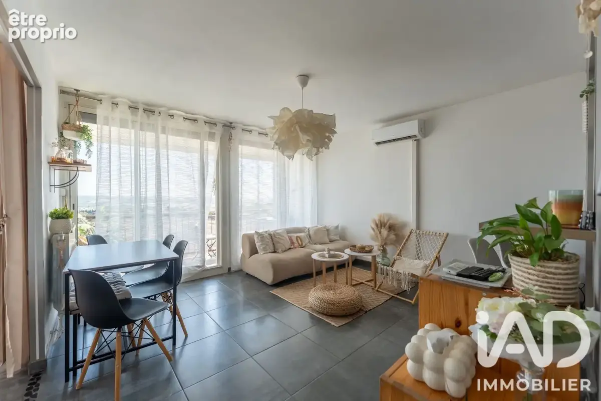 Photo 1 - Appartement à PORT-DE-BOUC