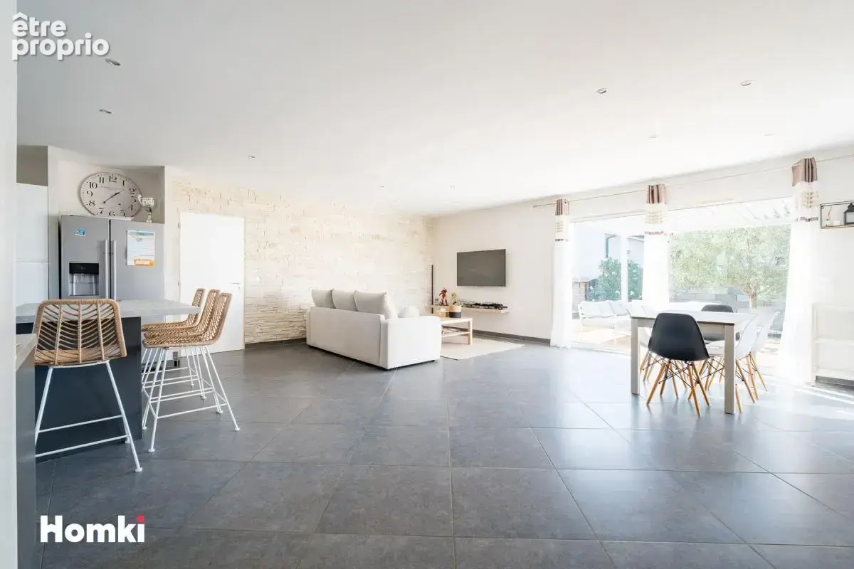 Maison/Villa T5 de 121 m² à Vernet 31810 - photo 4