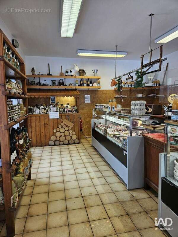 Photo 8 - Commerce à RISOUL