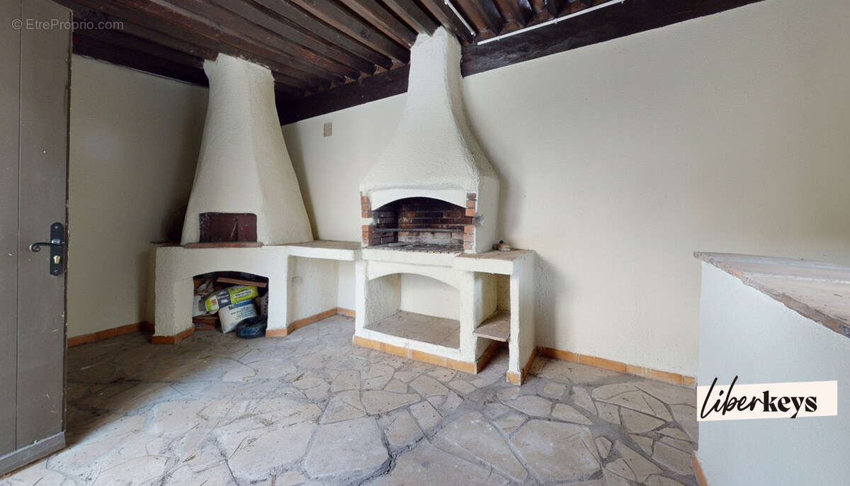 Grande Maison - avec appartement indépendant en rdc sur 800 m² clos, quartier recherché à Draguignan - photo 3