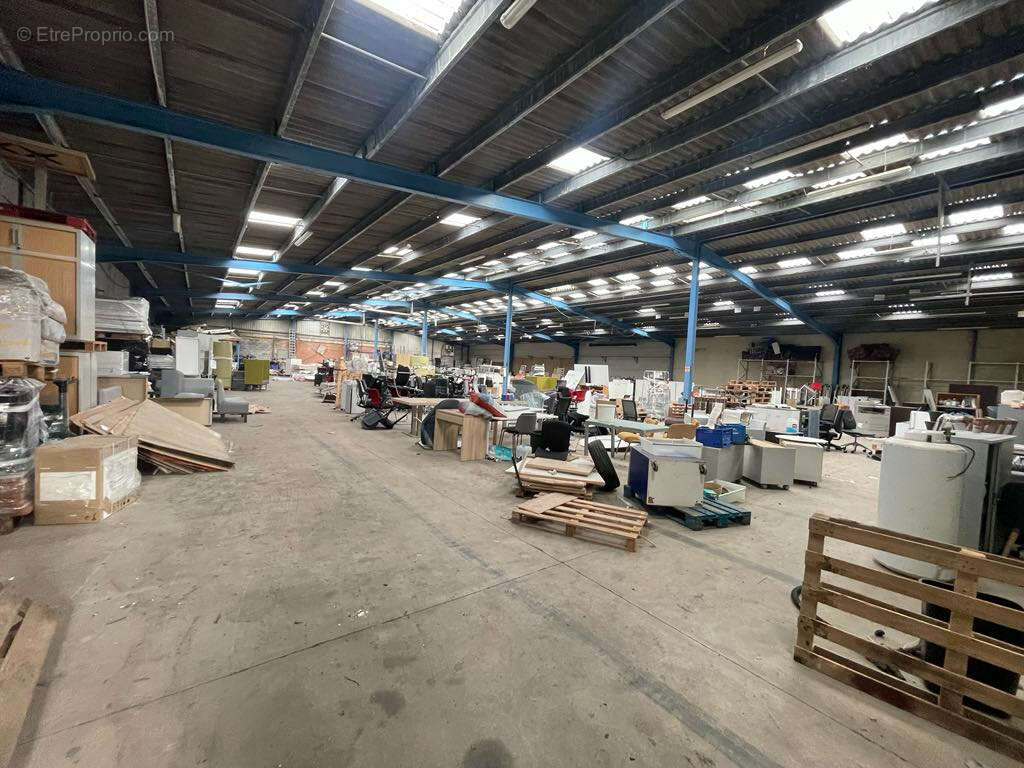 Commerce à LA COUTURE