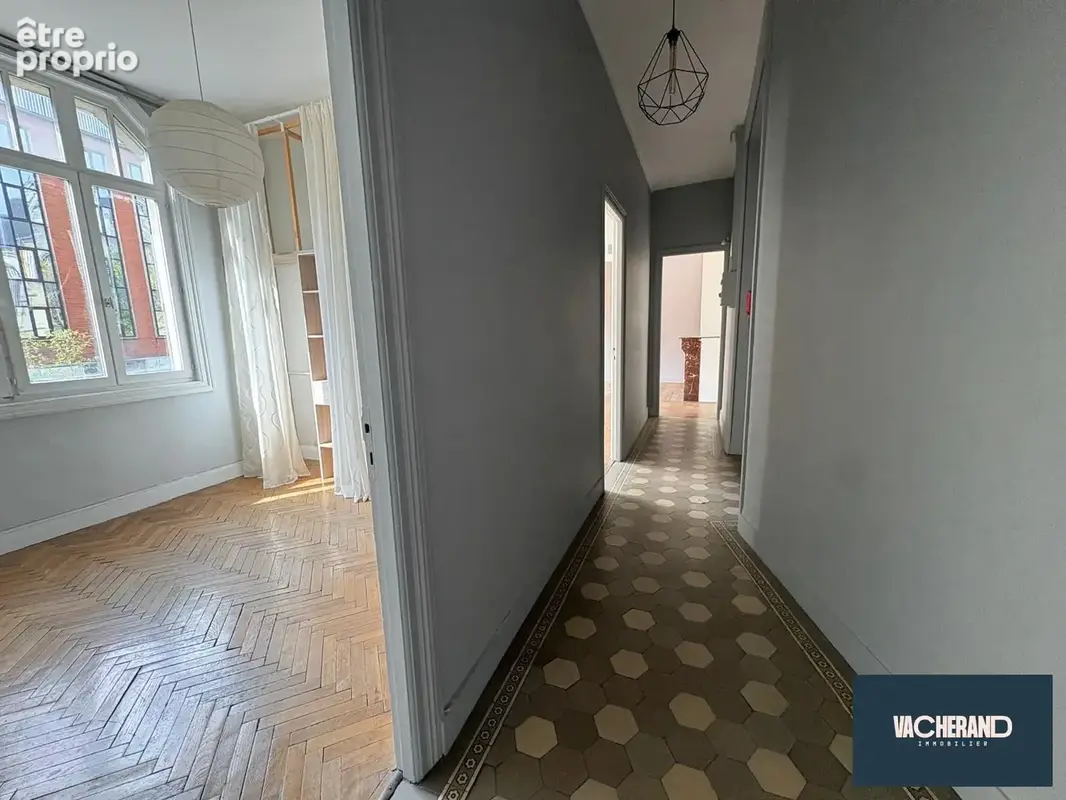 Appartement 3 pièces 88 m² à vendre à Lille (59000) - photo 3