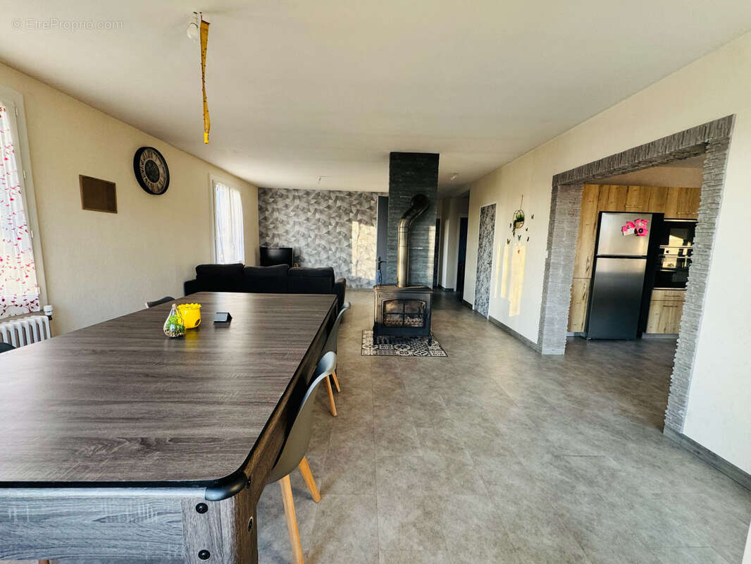 Maison à SAINT-GERMAIN-DU-BOIS