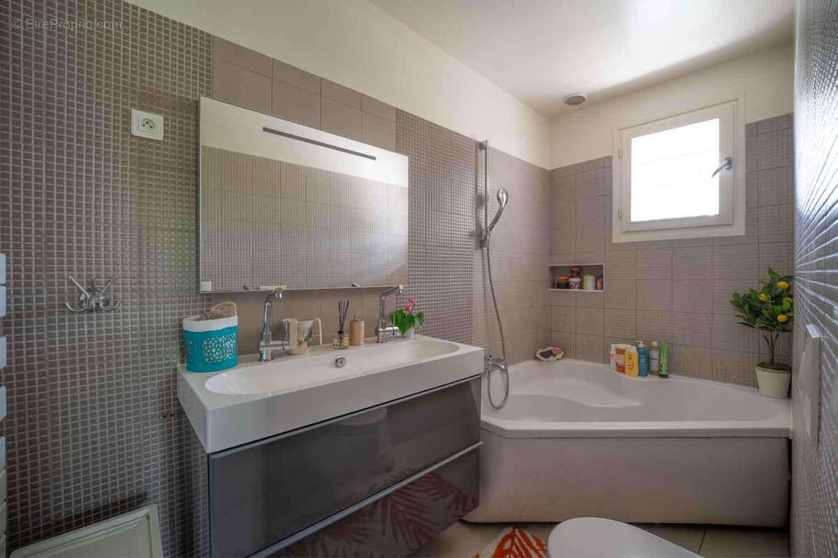 Maison Pantin 6 pièce(s) 175 m2 - photo 12