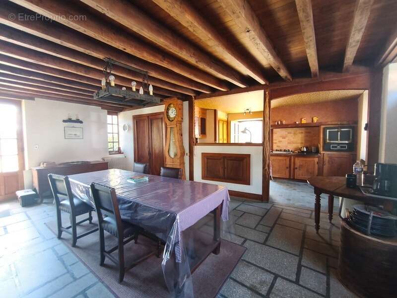 Maison à vendre 7 pièces 234 m² LE BOURG D'HEM (23) Lac pêche gîte 2 Maisons 1 Grange 1 Garage 1 terrain - photo 5