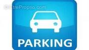 Parking à PARIS-8E