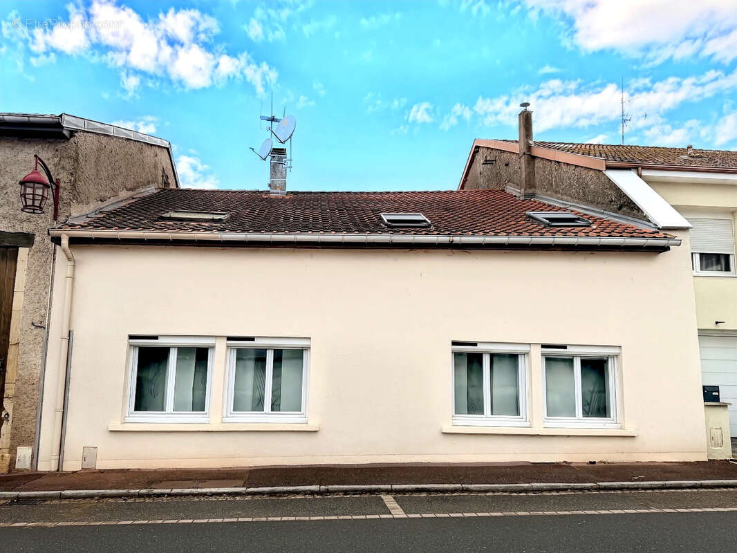 Maison à VILLEY-SAINT-ETIENNE