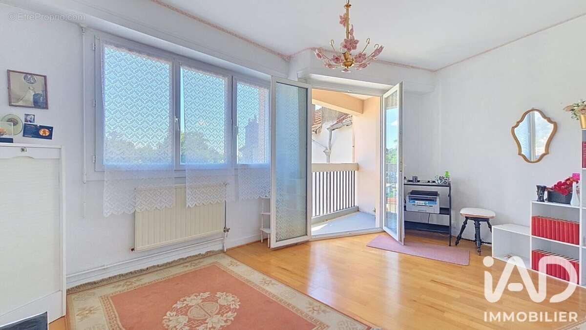 Appartement 106 m² à Bizanos  - photo 4