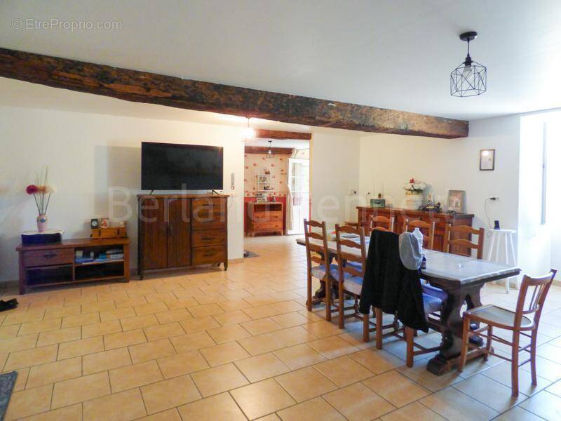 Maison à SAUZE-VAUSSAIS