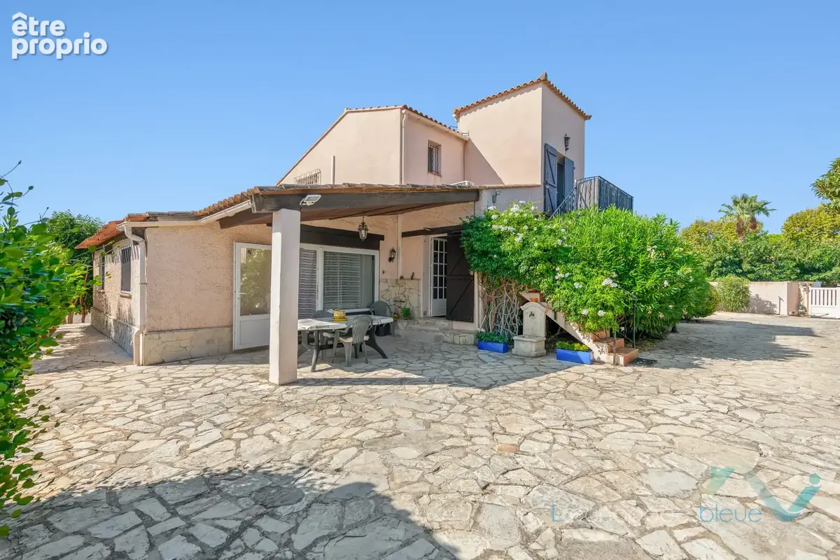 A vendre villa avec piscine pres des plages  la londe les maures  port  de miramar - photo 4