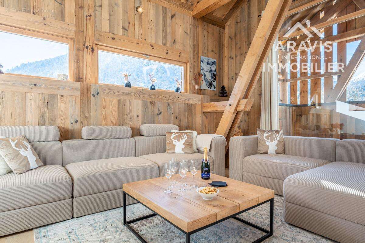Appartement à LE PETIT-BORNAND-LES-GLIERES