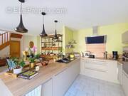 Maison à CRECY-SUR-SERRE