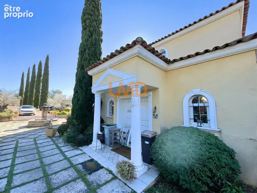 Propriete prestige piscine terrain 5489 m2 Trans en Provence - photo 4