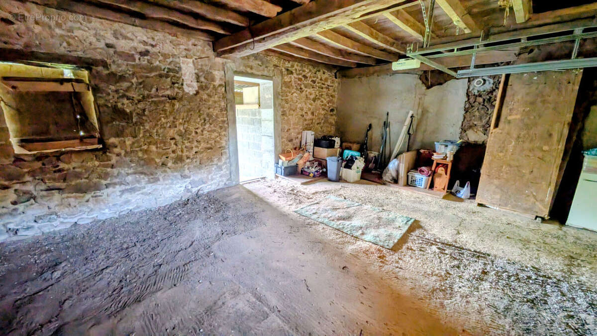 Maison à TEURTHEVILLE-BOCAGE