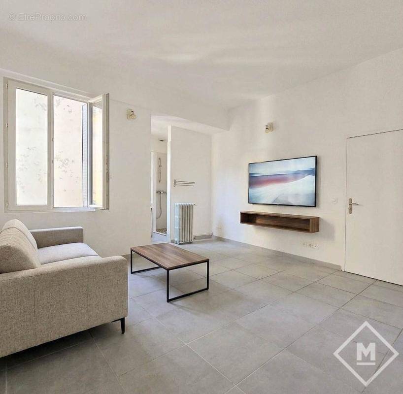 Appartement à MARSEILLE-6E