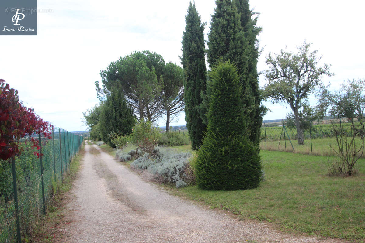 Maison à COMBLANCHIEN