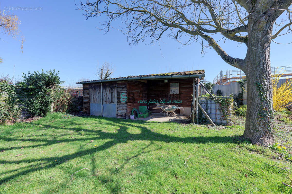 Maison à VERT-LE-GRAND