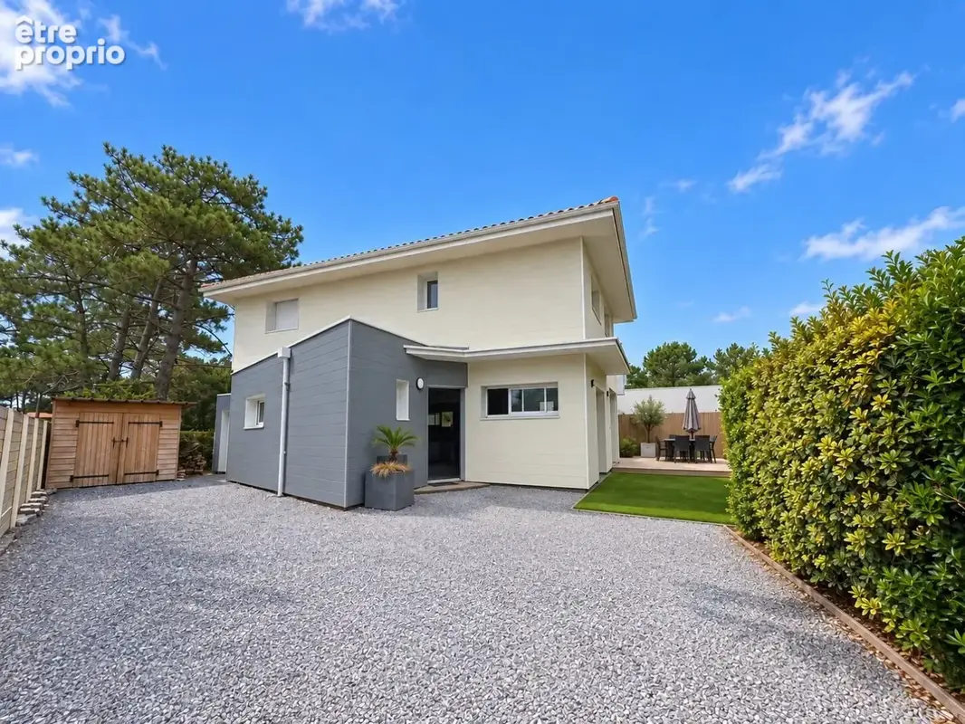 CAPBRETON  Maison 7 pièces de 150 m²  Plage et centre-ville à pied - photo 22
