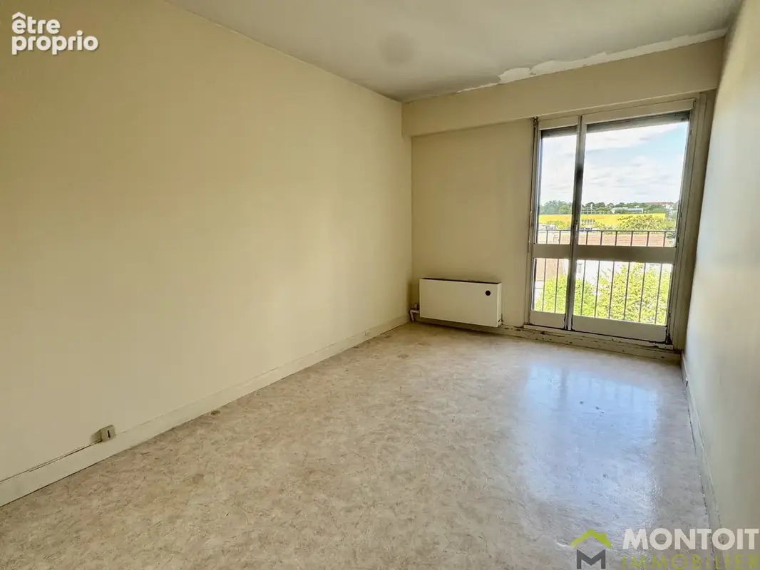 Appartement 4P - 80 m2 - 2 chambres - cave - parking sous-sol et parking exterieur - photo 8