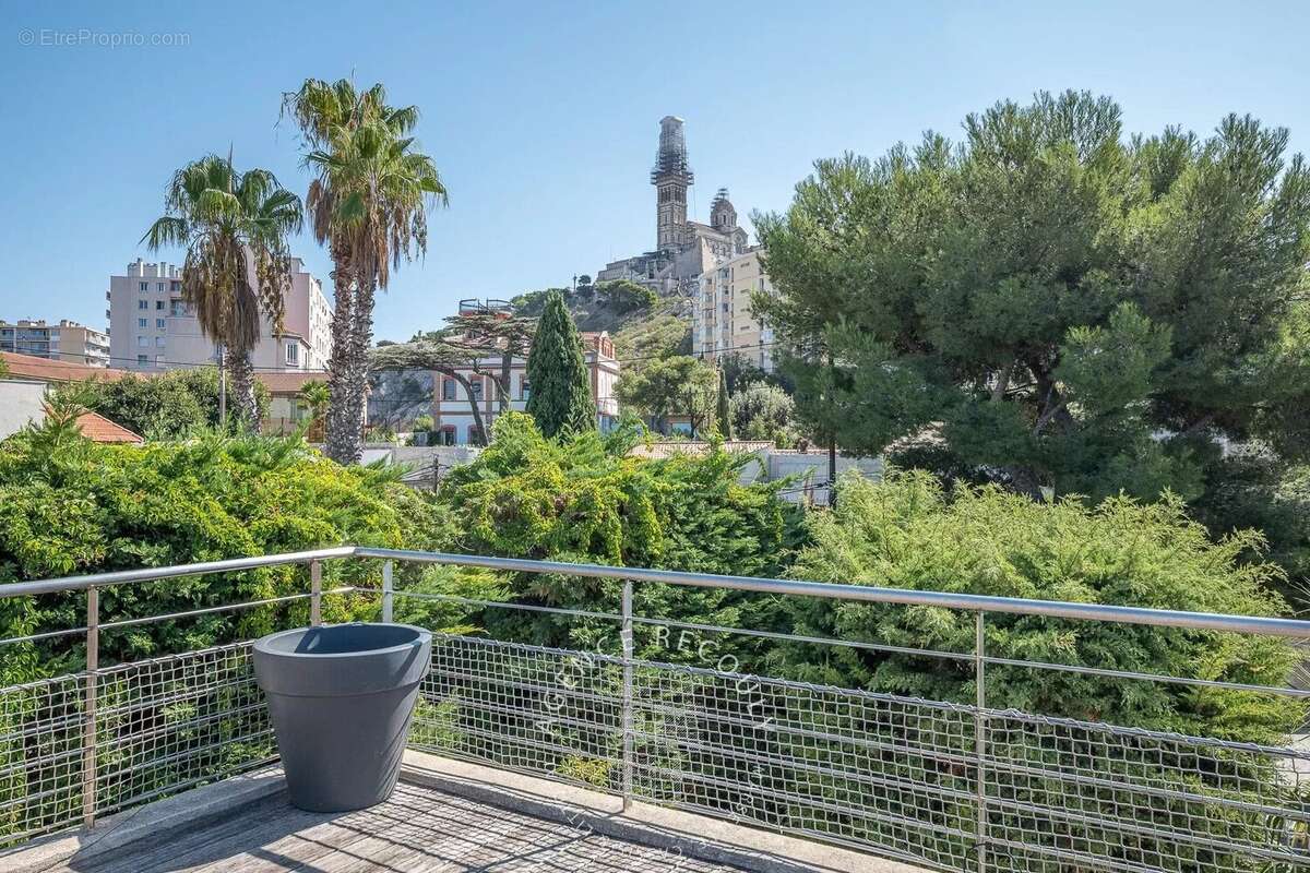 Maison à MARSEILLE-7E