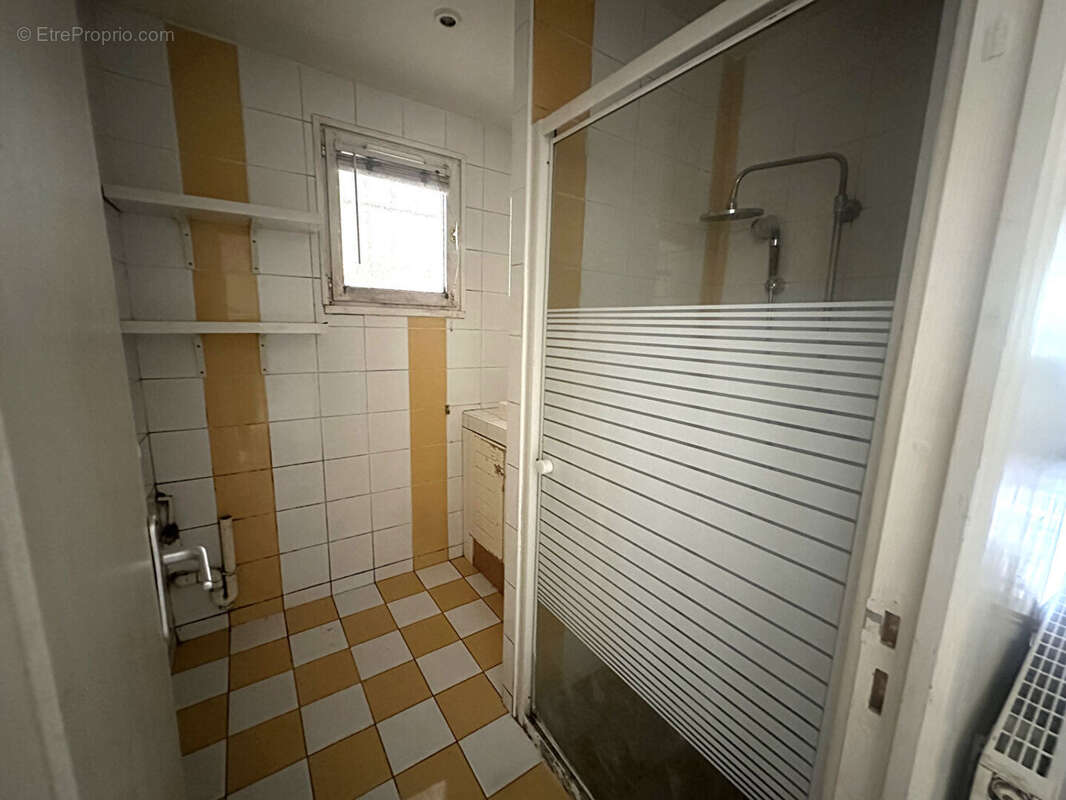 Appartement à SAINT-MAUR-DES-FOSSES