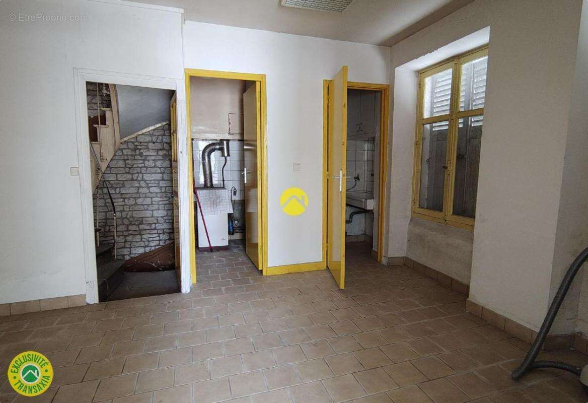 Maison à NEUVY-SAINT-SEPULCHRE