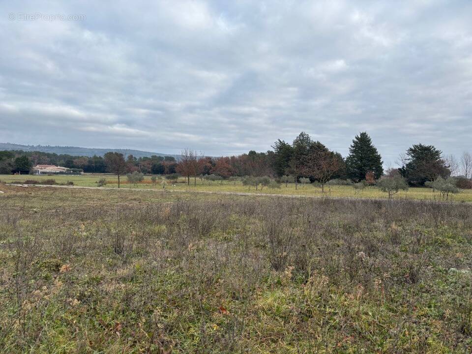 Terrain à BRIGNOLES