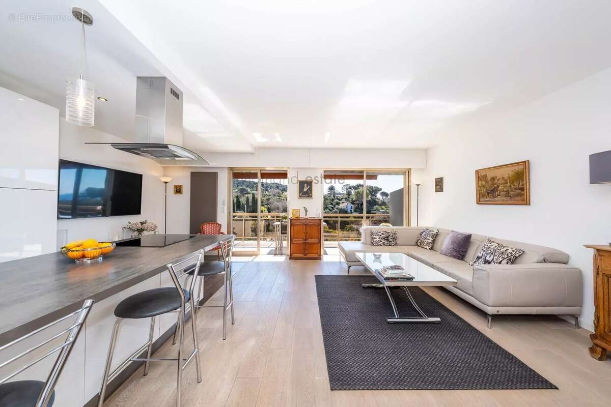 Appartement à LE CANNET