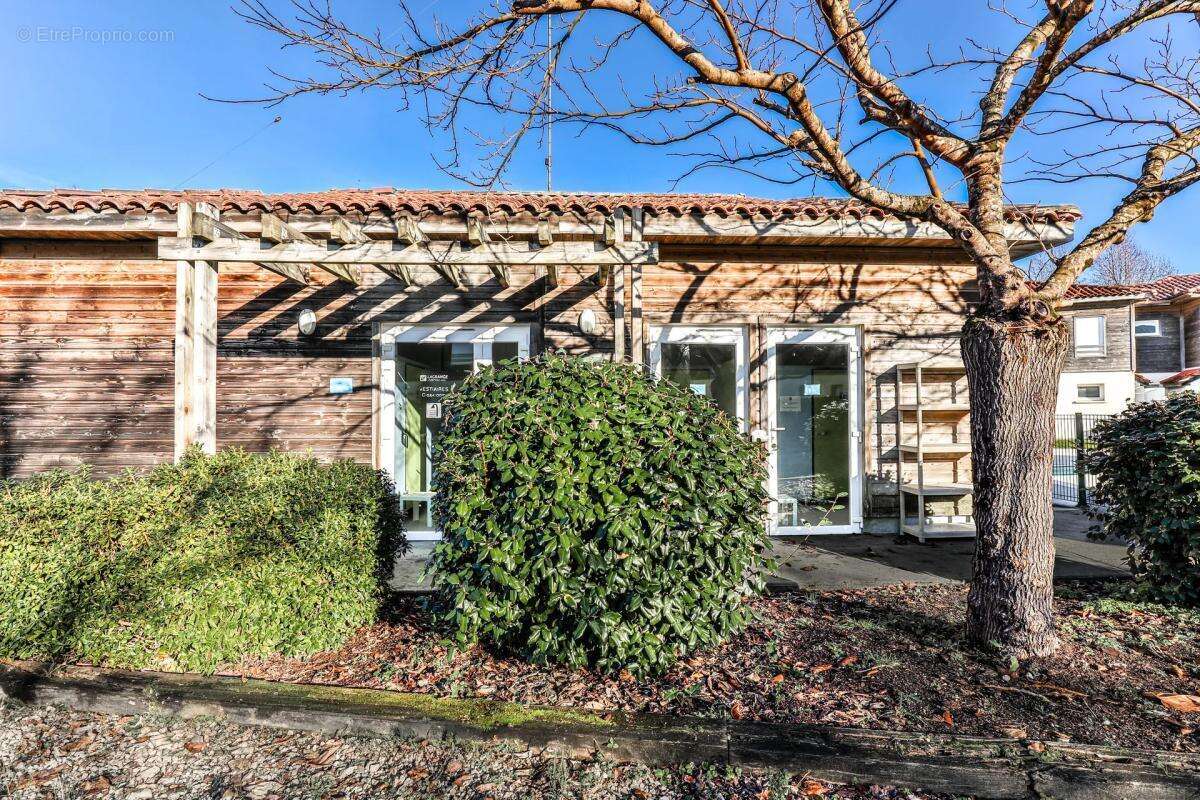 Appartement à AUREILHAN