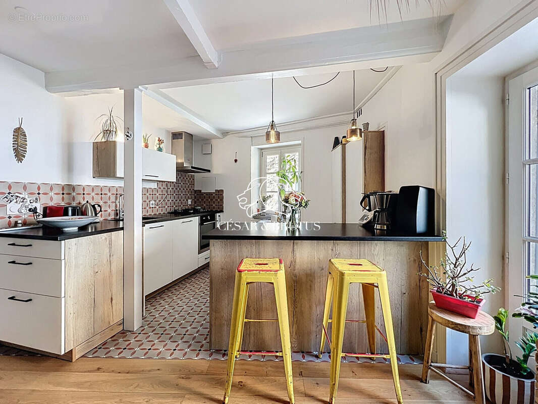 Maison à SAINT-CYR-AU-MONT-D'OR