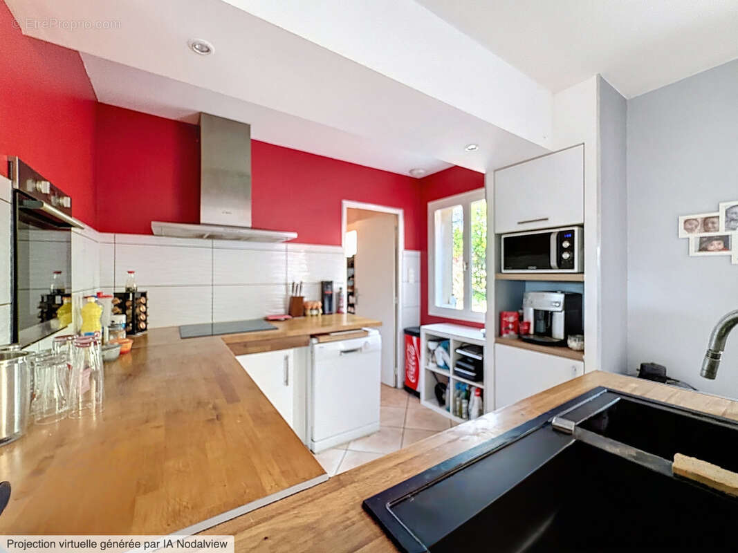 Maison à SAINT-VIANCE