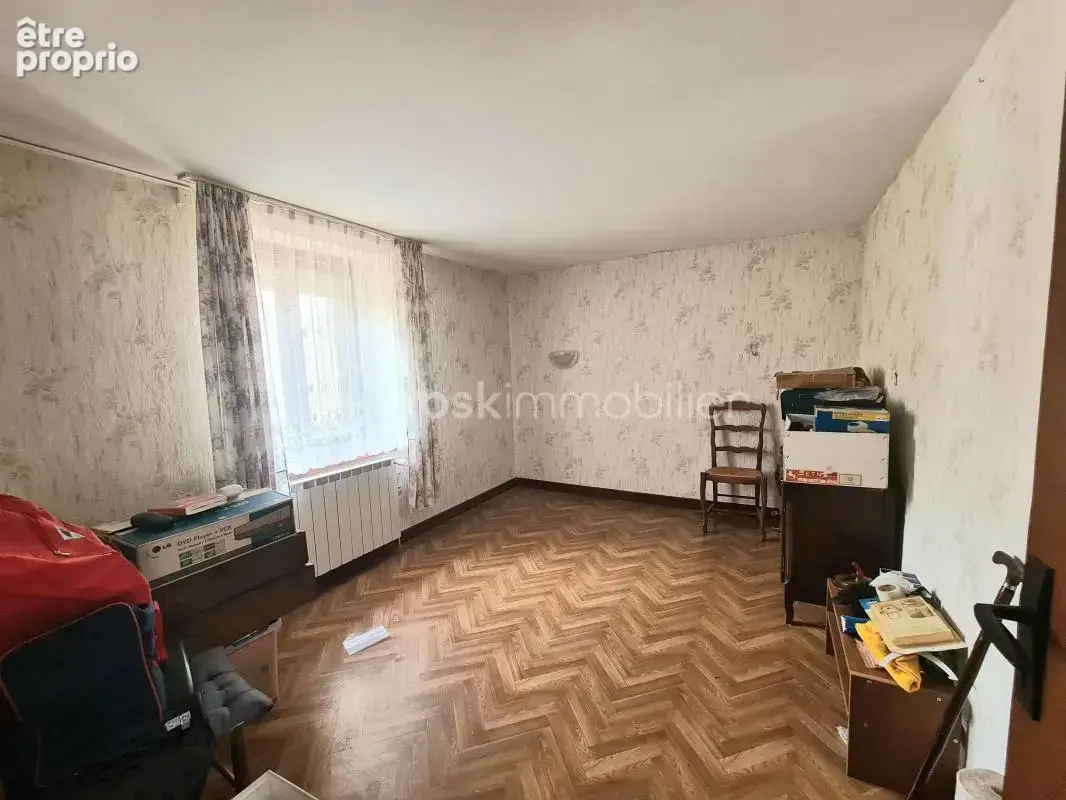  Maison jumelée à rénover – Beau potentiel – À 20 min de la frontière suisse - photo 6